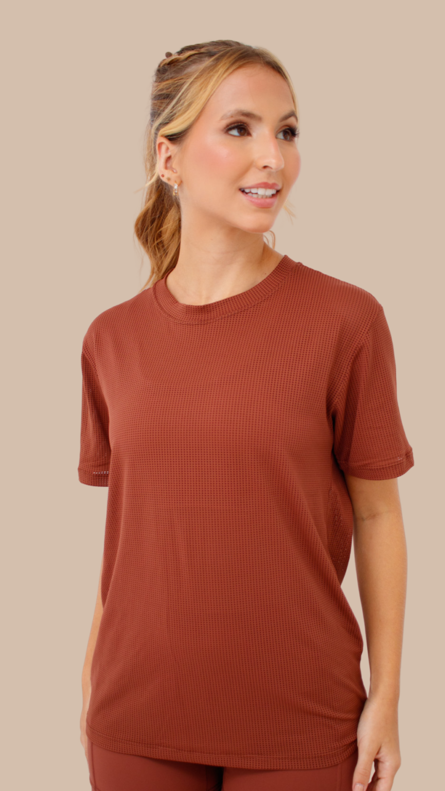 Camiseta Fitness Básica Marrom - Blusa Feminia Esportiva Manga Curta