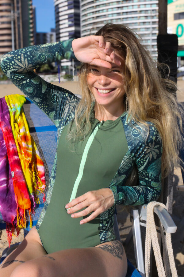 Maiô Manga Longa Trópicos - Maiô Feminino UV50+ com Forro - Wetsuit - Imagem 3
