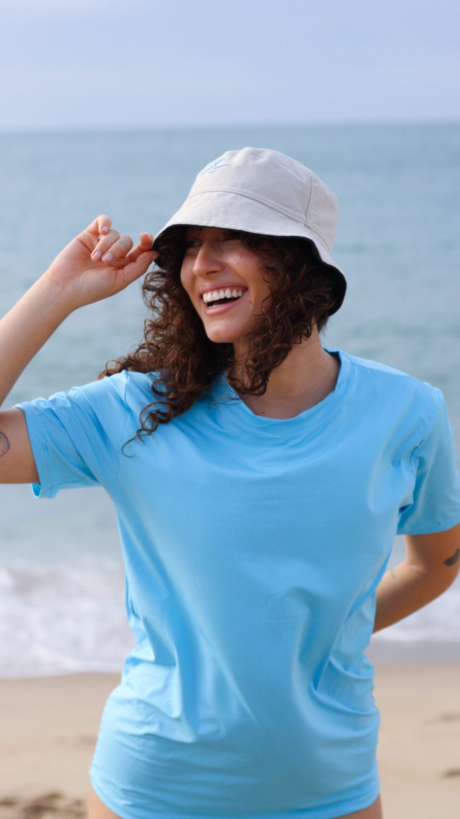 Camiseta UV Básica Azul Sereia - Blusa UV Feminia Manga Curta